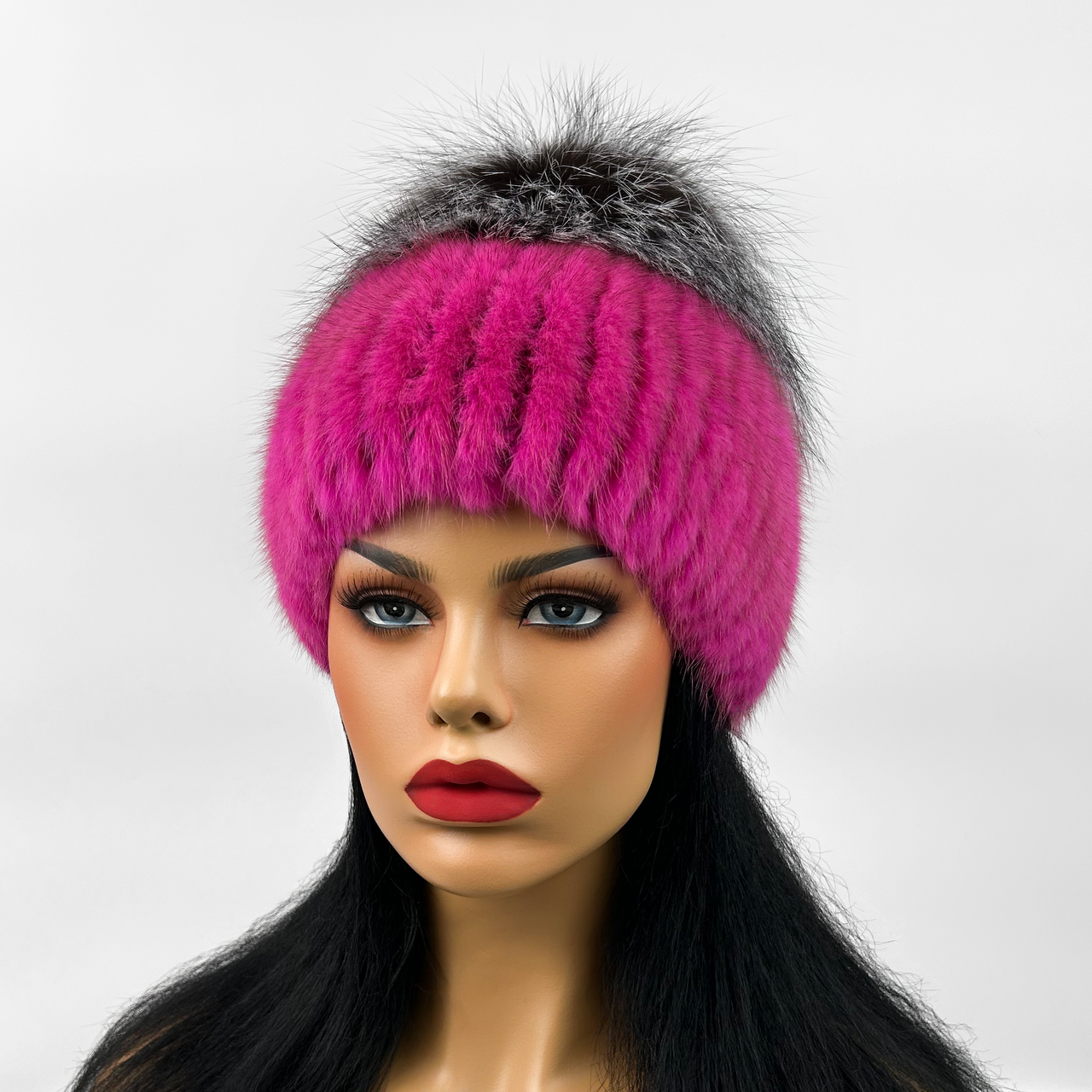 Хутряна шапка з Ондатри (Малиновий з серебристим бубоном)