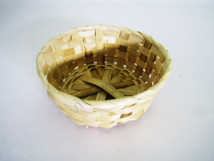 Сухарниця з лози 16377 – 17,5 х 6 см.