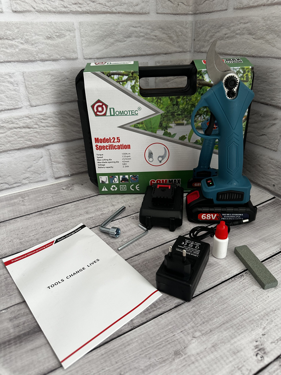 Секатор акумуляторний електричний DOMOTEC 68V у валізі 2 акумулятори Електросекатори