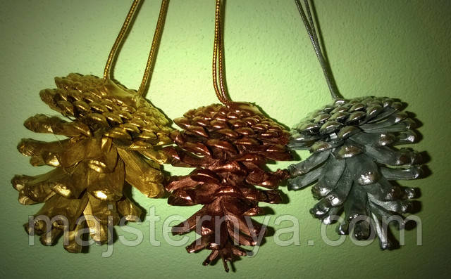 Ялинкова прикраса від