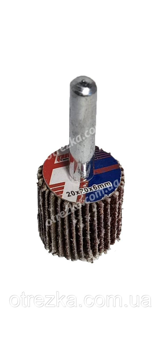 Круг пелюстковий в оправі Pilim   20х20x6  р80