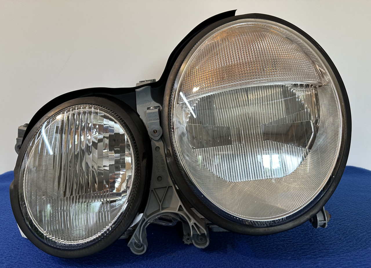 Оригінальні фари Hella Xenon mercedes-benz w210 1999 — 2002