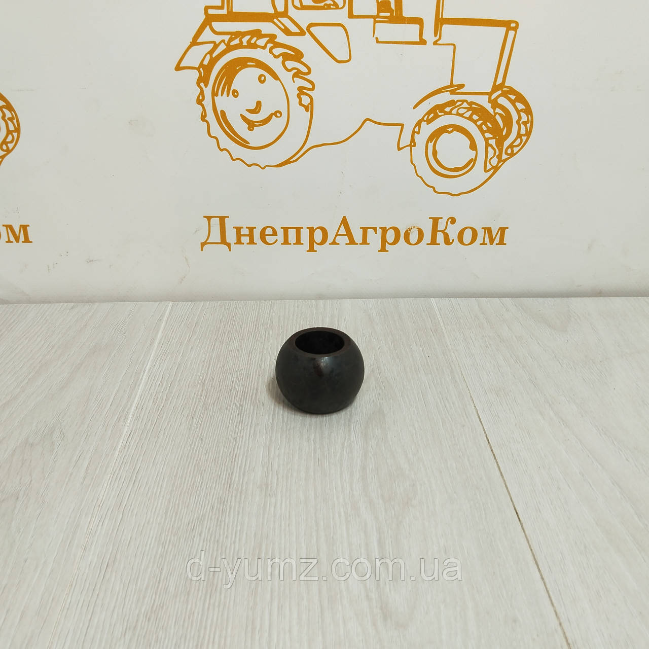 Шарнір поздовжньої тяги навішування ЮМЗ