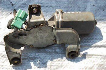 Моторчик склоочисника HONDA SHUTTLE 95-99 задн. (б/у)