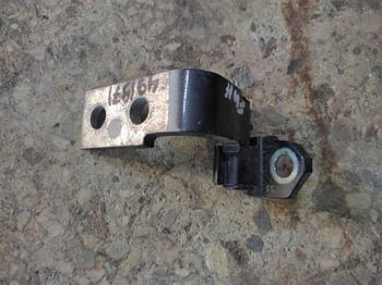 Петля дверей нижня LEXUS LS460 06-12 задн. лев. (б/у)