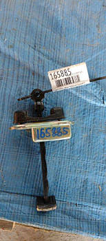 Обмежувач дверей KIA SORENTO UM 14- 2.2 перед. прав. (б/у)