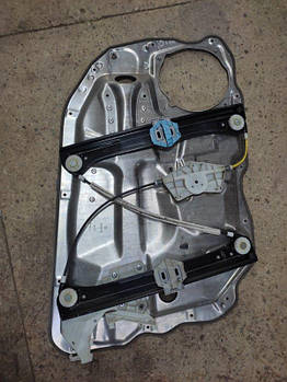 Склопідіймач MERCEDES S-CLASS W221 06-13 СЕДАН 5.5 2010 перед. прав. (б/у)