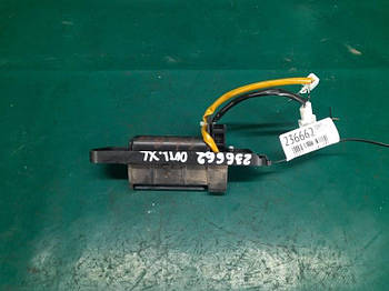 Кнопка відкривання багажника зовнішня MITSUBISHI OUTLANDER XL 05-13 ВНЕДОРОЖНИК 3.0 6B31 2006 (б/у)