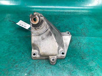 Кронштейн двигуна MERCEDES E-CLASS W211 02-09 СЕДАН 3.5 2005 прав. (б/у)