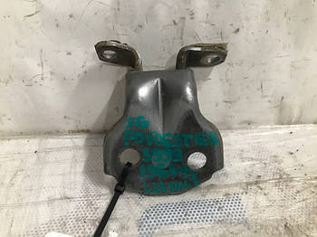 Петля дверей нижня SUBARU FORESTER SG 02-07 SG 2.5 EJ253 2007 задн. лев. (б/у)