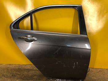 Двері HONDA ACCORD CL7 03-07 задн. прав. (б/у)