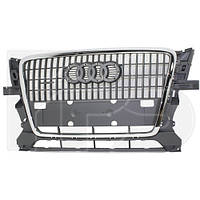 Решітка радіатора AUDI Q5 08-12