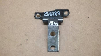 Петля дверей нижня LEXUS LS430 00-06 UCF30L 4.3 3UZFE 2004 перед. (б/у)