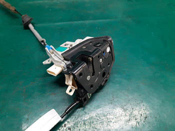 Замок дверцят AUDI A3 (8 V) 12-17 СЕДАН CNSB 1.8L 2015 задн. прав. (б/у)