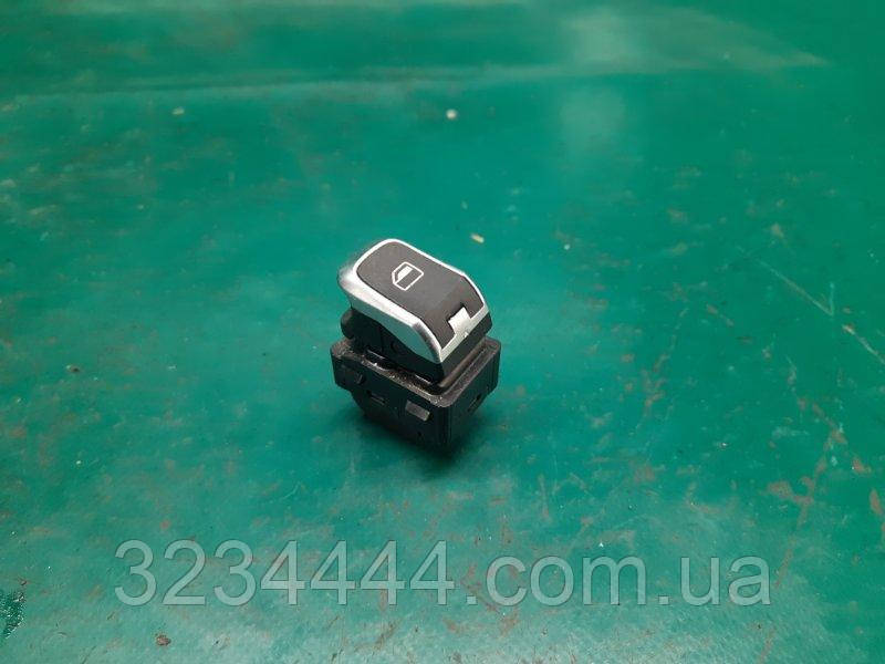 Кнопка склопідіймача Audi A3 (8 V) 12-17 СЕДАН 1.8L CNSB 2015 задн. прав. (б/у)