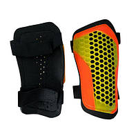 Футбольні щитки