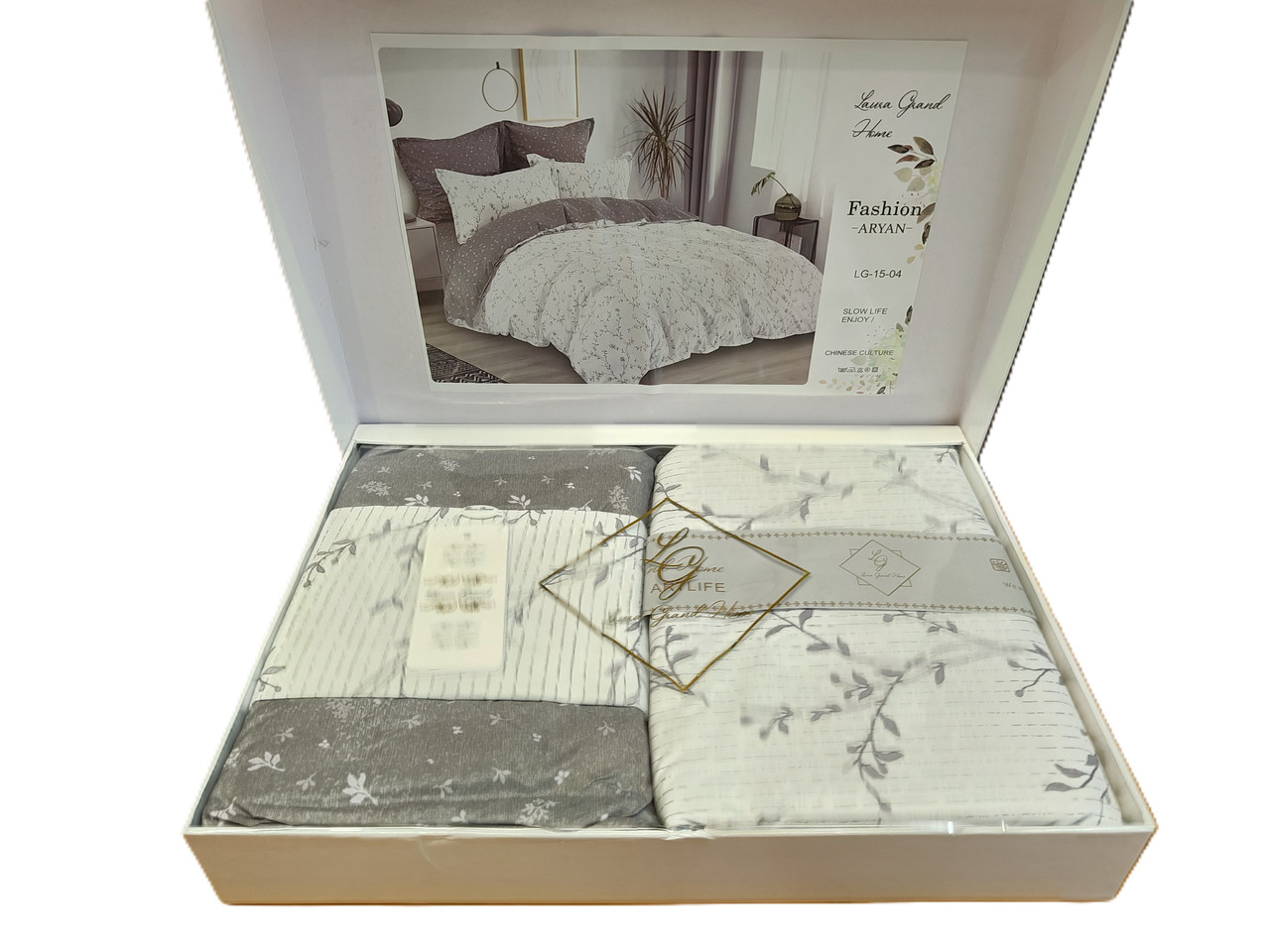 Постільна білизна в подарунковій коробці 4 наволочки простинь на гумці Laura Grand - Martina