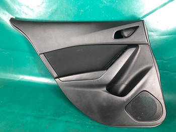 Карта дверей MAZDA 3 BM 13-19 2.0L 4 2017 задн. лев. (б/у)