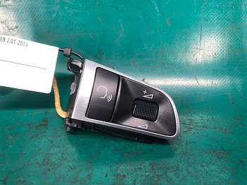 Кнопки на кермо AUDI Q5 08-16 CAEB 2.0T 2011 прав. (б/у)