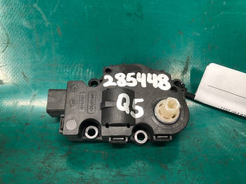 Моторчик заслінки печінка AUDI Q5 08-16 CAEB 2.0T 2011 (б/у)