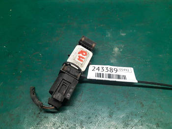 Датчик удару MERCEDES CLK-CLASS 209 02-10 COUPE 3.5 M272 2006 перед. прав. (б/у)