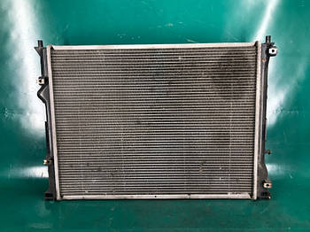 Радіатор основний CHRYSLER 300 04-10 СЕДАН (б/у)