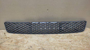 Решітка переднього бампера MAZDA MPV 99-06 (б/у)