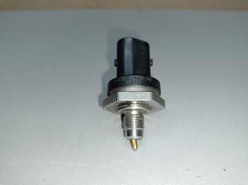 Датчик тиску палива LAND ROVER