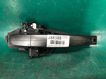 Ручка дверей зовнішня FORD FOCUS 10-18 2.0 2016 перед. прав. (б/у)