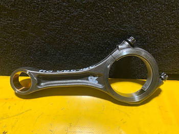 Шатун PORSCHE CAYENNE 10-18 CNRB 3.0 DIESEL 2013 прав. (б/у)