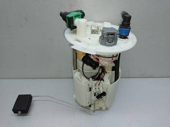 Паливний насос LINCOLN MKS 08-12 (б/у)