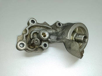 Кронштейн оливного фільтра CADILLAC SRX 09-16 3.6 LFX 2012 (б/у)