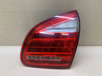 Ліхтар внутрішній PORSCHE CAYENNE 10-18 CNRB 3.0 DIESEL 2013 прав. (б/у)