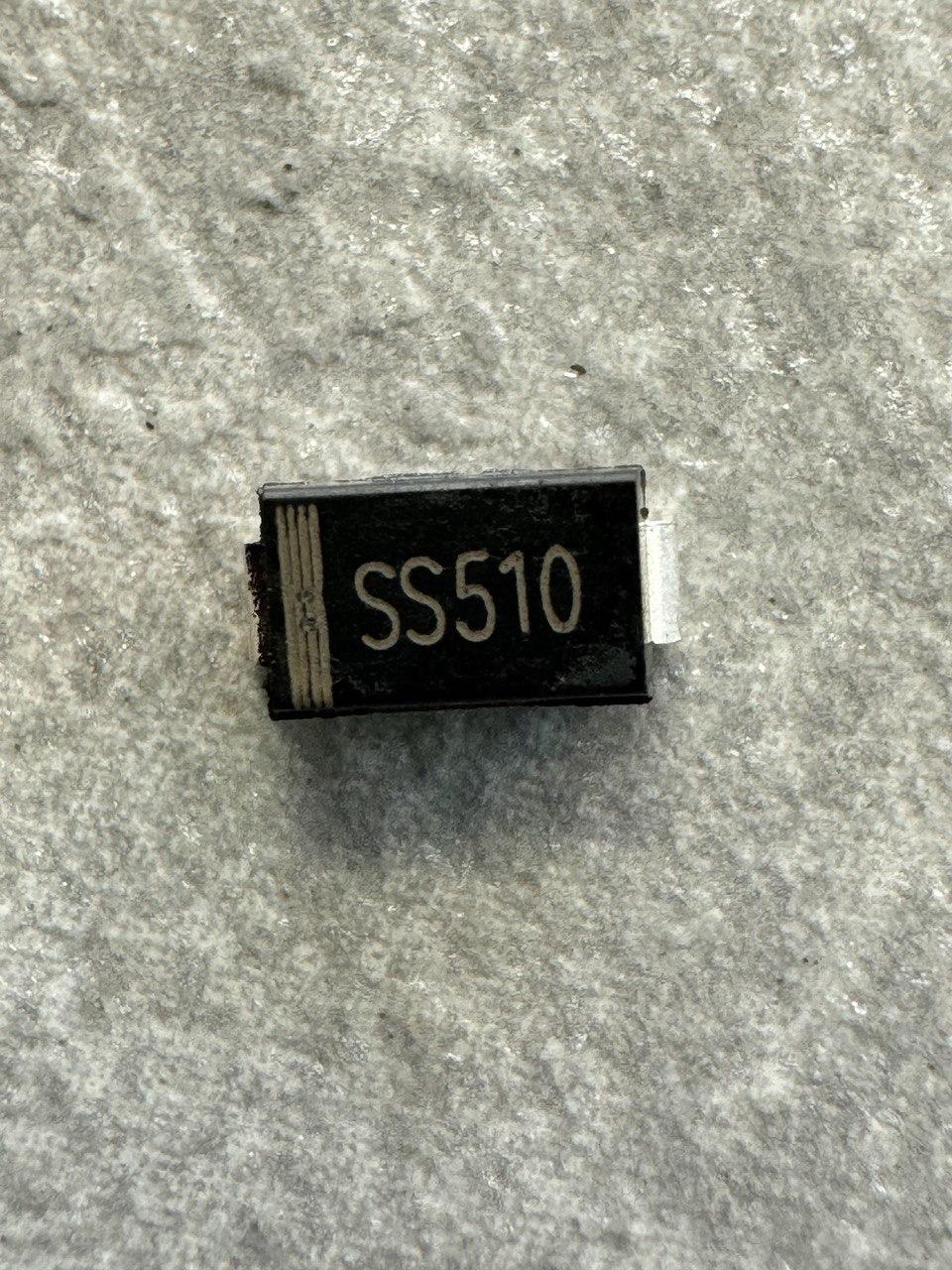 Діод Шотткі SS510 (DO-214AC), фото 1