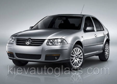 Лобове скло на Volkswagen Bora 2005-10 г.в.