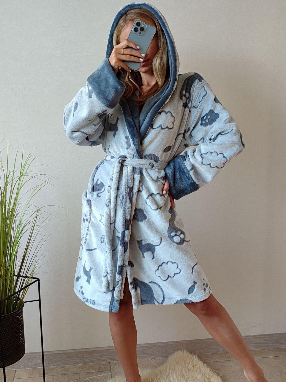 Халат жіночий махровий із поясом і капюшоном сірий із котами, фото 1
