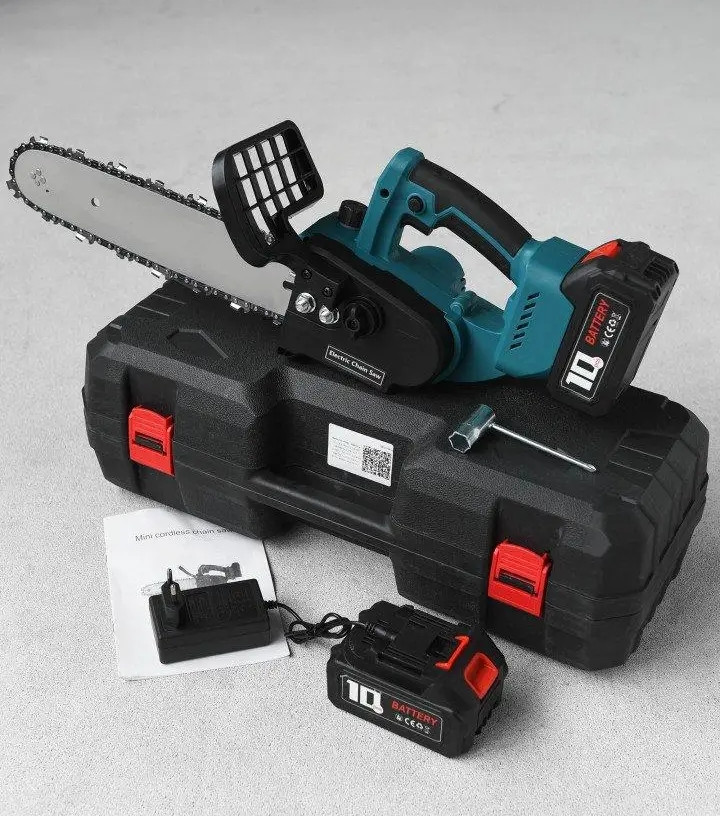 Акумуляторна ланцюгова пила Makita DUC122N 36V 6Ah, шина 30 см. Безщіткова, Змащення ланцюга.