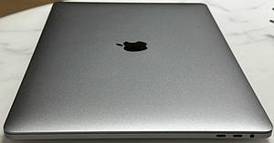 Ноутбук: Apple MacBook Pro 15