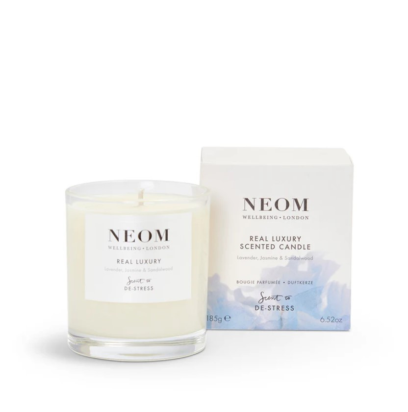 Ароматизована органічна свічка NEOM Organics Real Luxury Scented Candle 185g (лаванда, жасмін, рожеве дерево)