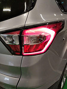 Ліхтар зовнішній (крило) правий Ford Escape/Kuga MK3 2017-2019   GJ5Z-13404-H