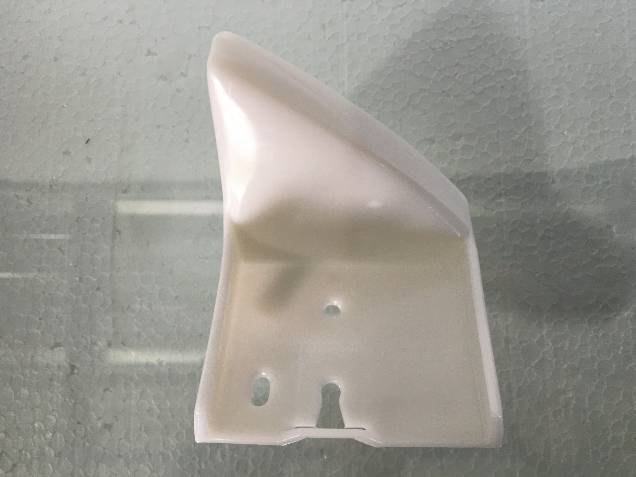 Кріплення заднього бампера під ліхтарем праве Ford Escape MK3 13-16 CJ5Z-17D942-C, фото 1