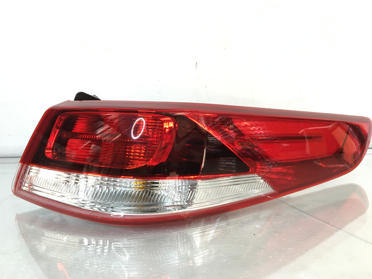 Ліхтар зовнішній Kia Optima K5 2016-2018 правий 92402D4200, 92402-D5000