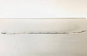 Молдинг передньої нижньої решітки VW Passat B7 USA 2012-2015