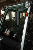 Замена ветрового переднего стекла на погрузчик Nissan Forklift 4