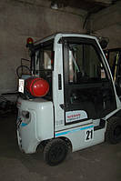 Замена ветрового переднего стекла на погрузчик Nissan Forklift 6