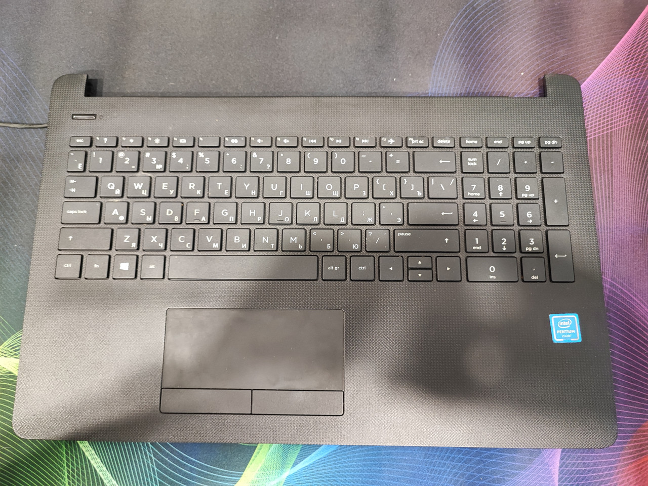 Корпусні запчастини для ноутбуку HP 15-023ua (рамка матриці, кришка, піддон, топ кейс)