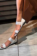 Срібні сандалі закрита п'ята розмір 36 38