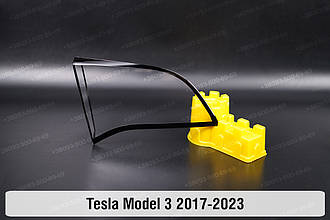 Скло заднього ліхтаря внутрішнє в кришці багажника Tesla Model 3 (2017-2023) ліве
