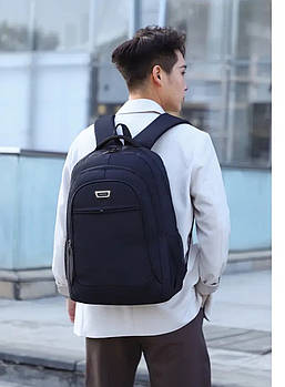 Рюкзак шкільний для хлопчика чорний спортивний міський 48*30 см на блискавці з кишенею Kay