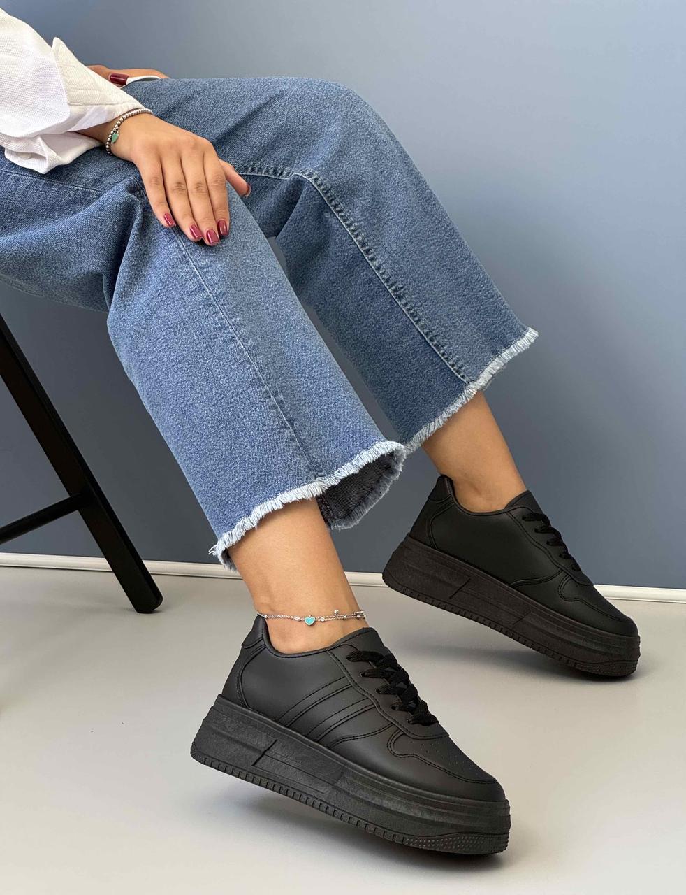 Кросівки жіночі 8 пар у ящику чорного кольору 36-41, фото 1